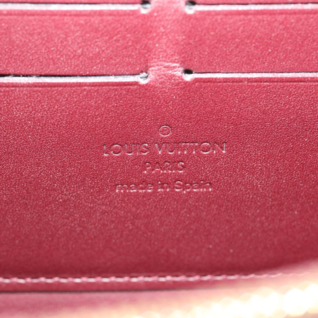 Louis Vuitton Bordeaux Patent leather Portefeuille zippy wallet accessories