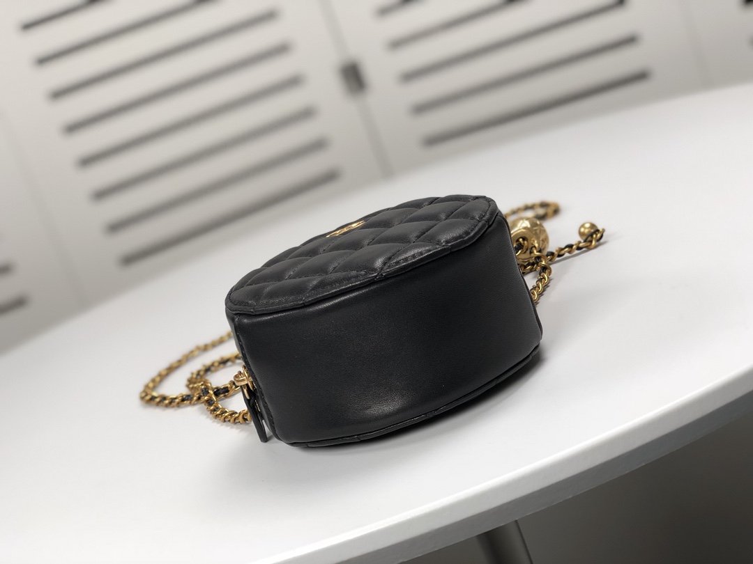 Designer Handbags Chanel 228