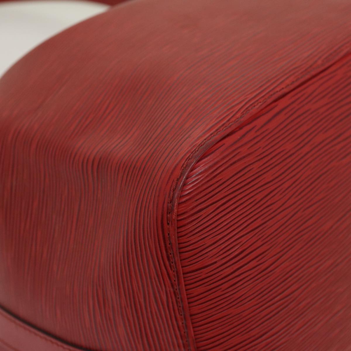 Louis Vuitton Red Leather Noe shoulder bag