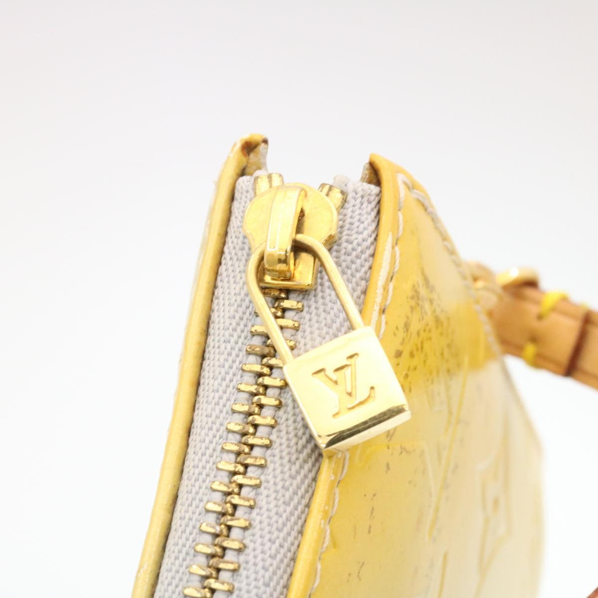 Louis Vuitton Gray Patent leather Lexington handbag bag