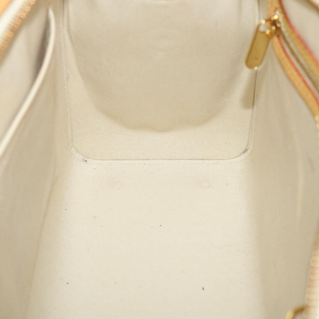 Louis Vuitton Yellow Patent leather Brea shoulder bag