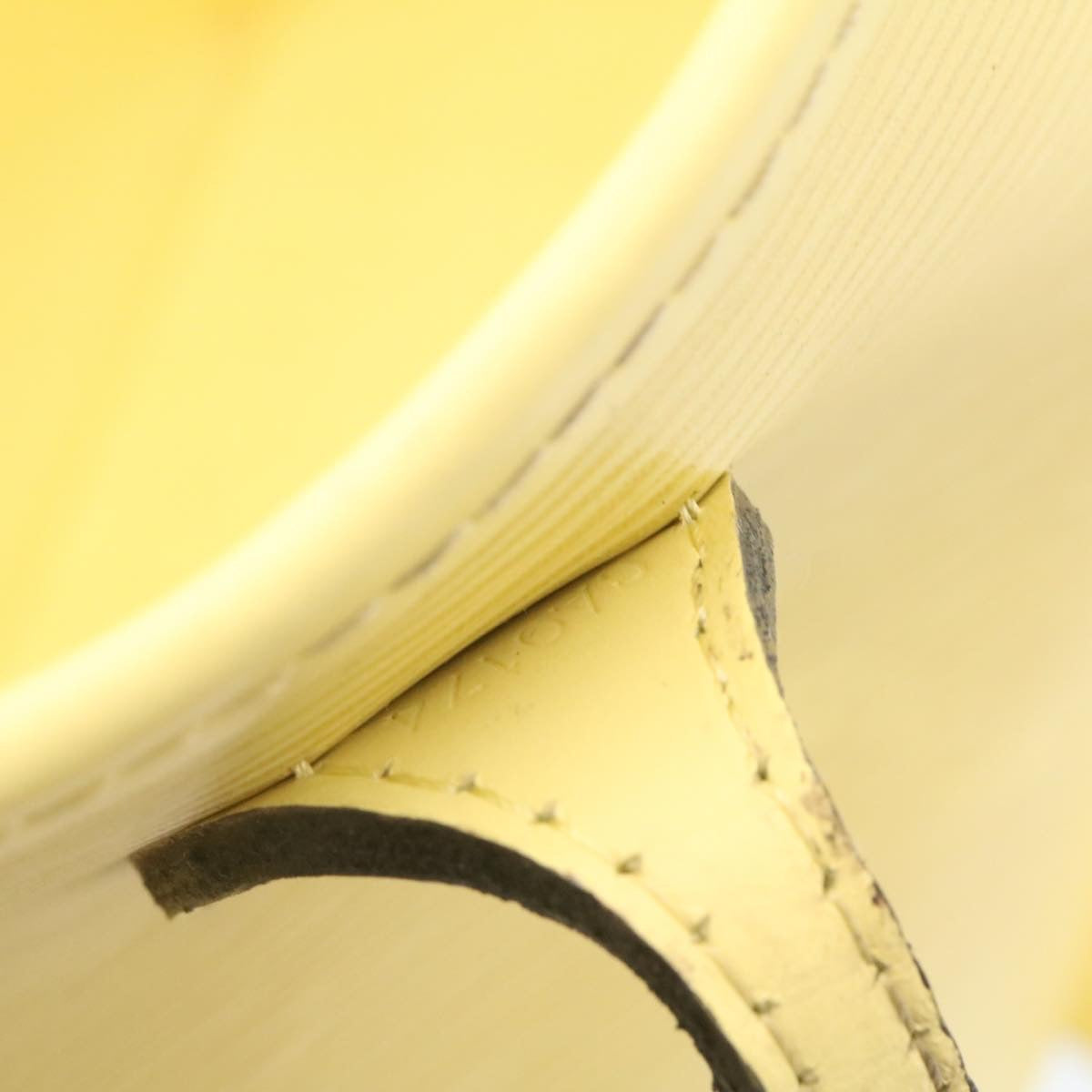 Louis Vuitton Yellow Leather Neverfull MM tote bag