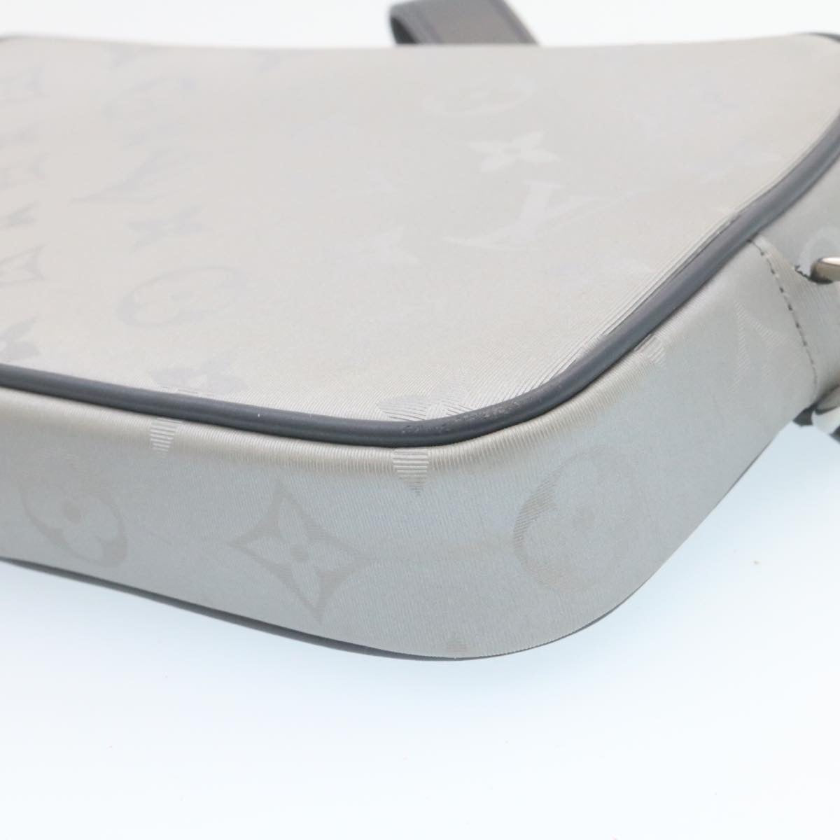 Louis Vuitton Silver Cotton Alpha clutch bag