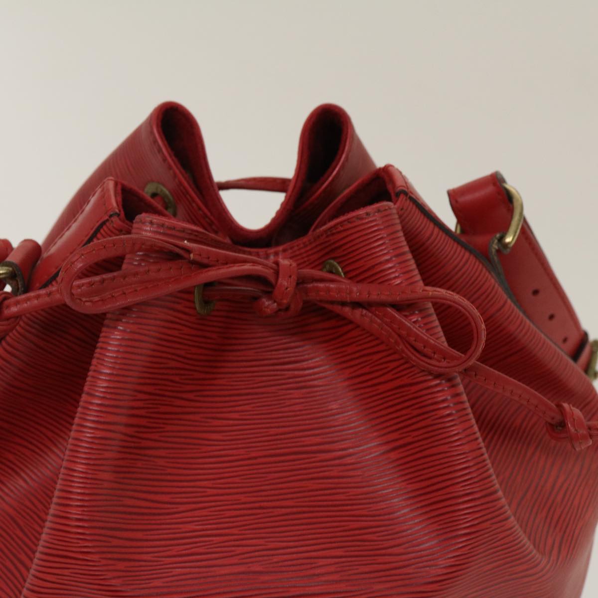 Louis Vuitton Red Leather Noe shoulder bag