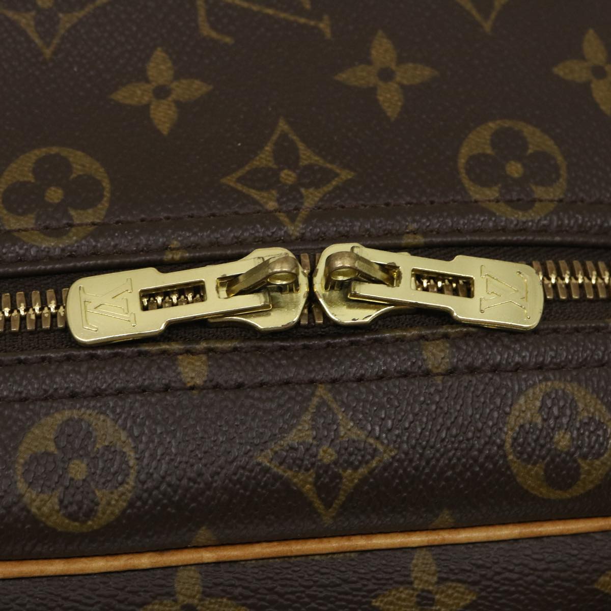 Louis Vuitton Gray Canvas Sirius travel bag
