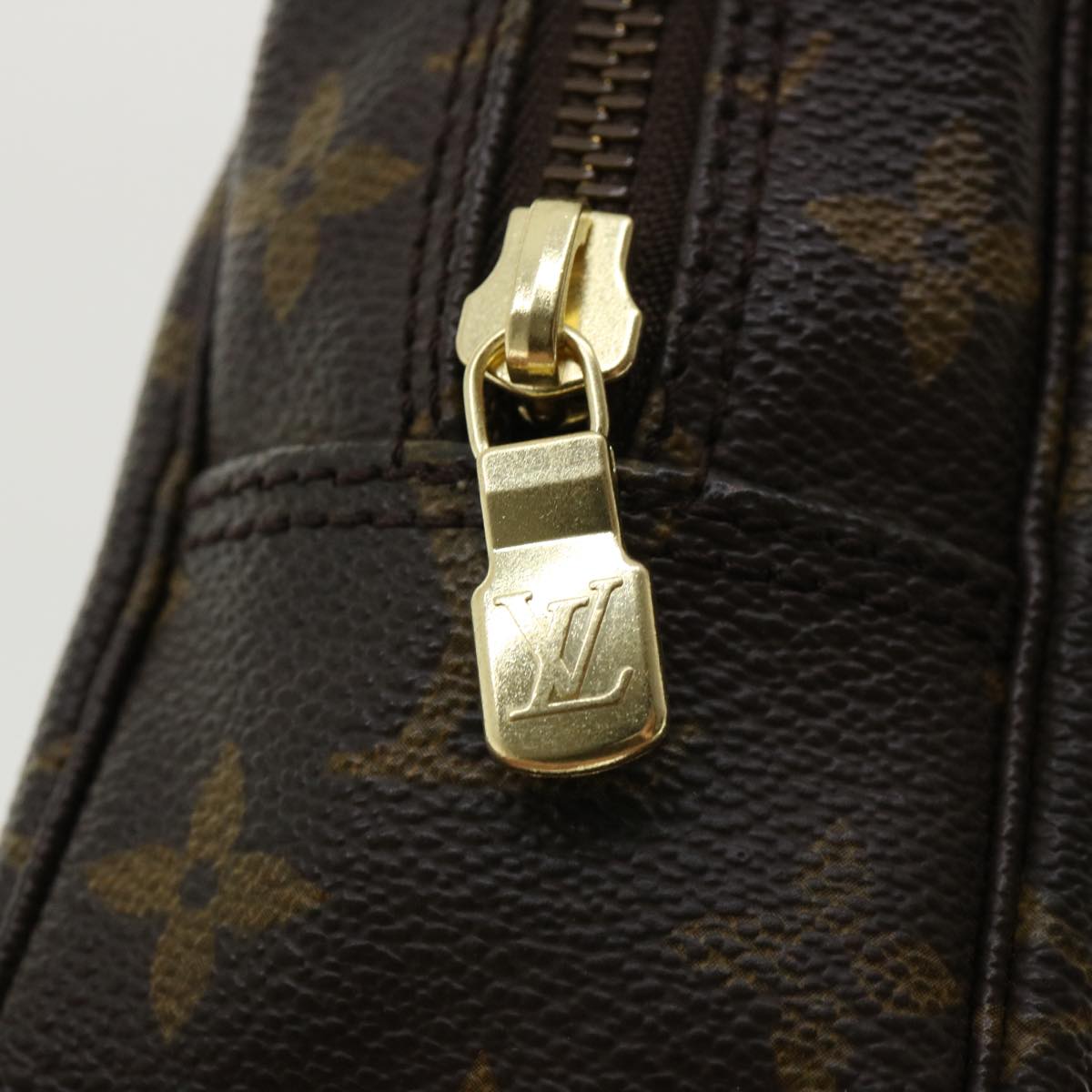 Louis Vuitton Brown Canvas Truth Toilette 23 clutch bag