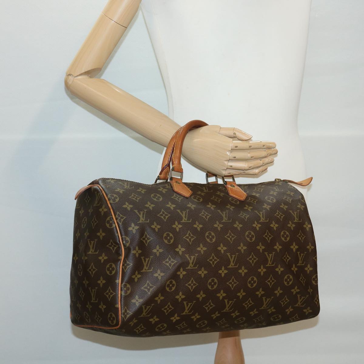 Louis Vuitton Brown Canvas Speedy 40 travel bag