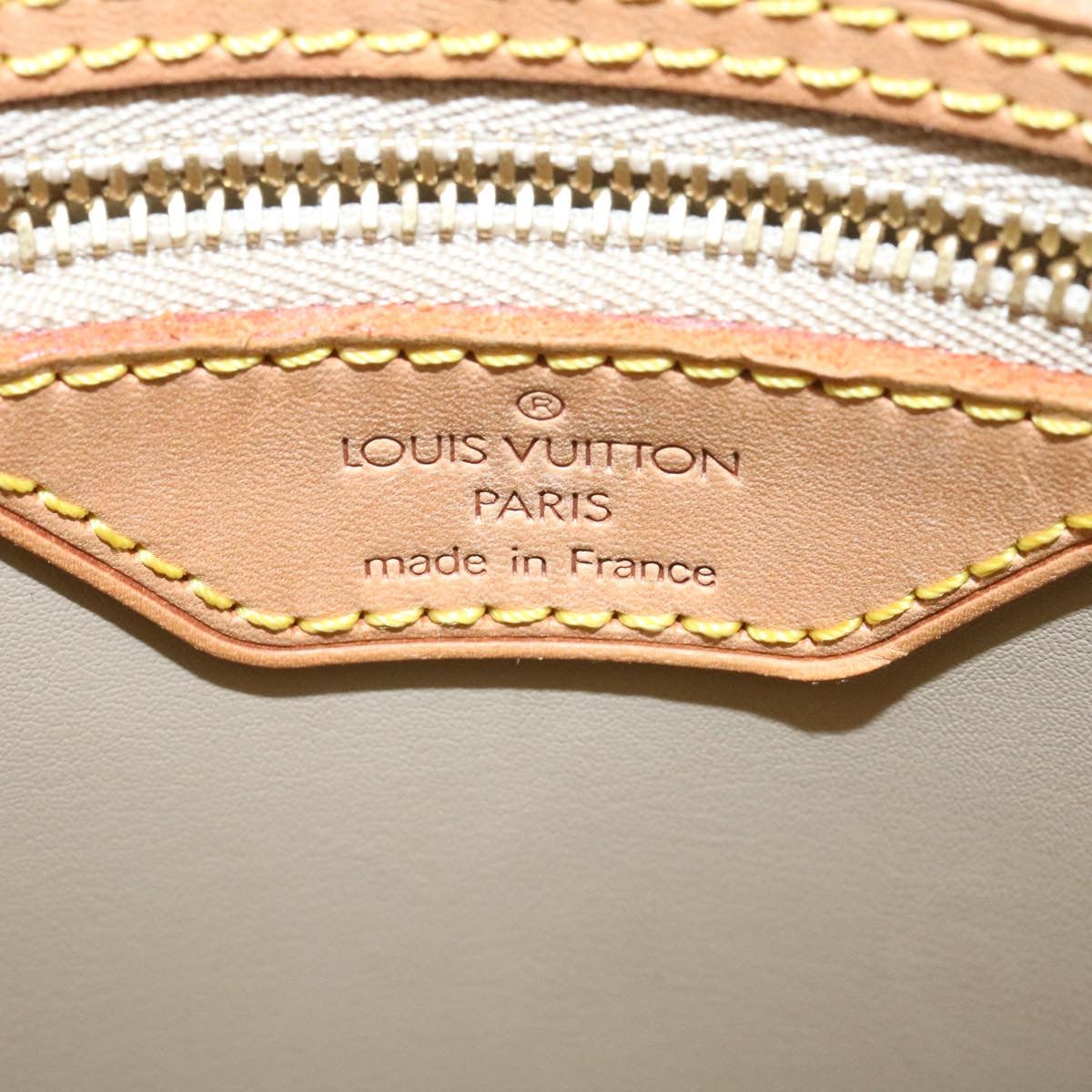 Louis Vuitton Beige Canvas Sac sceau shoulder bag