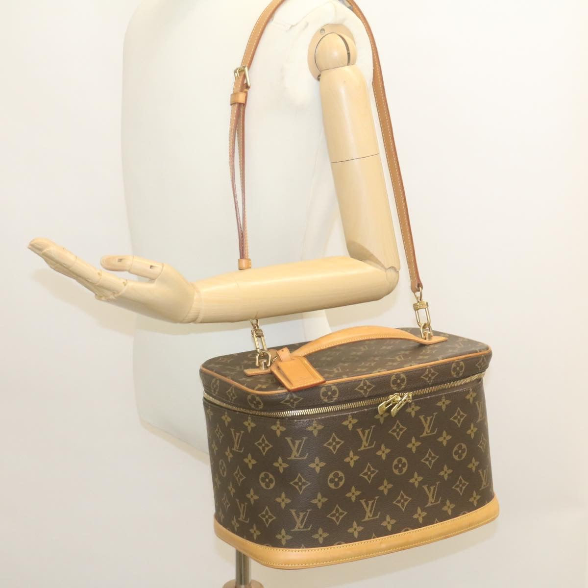 Louis Vuitton Brown Canvas Vanity shoulder bag