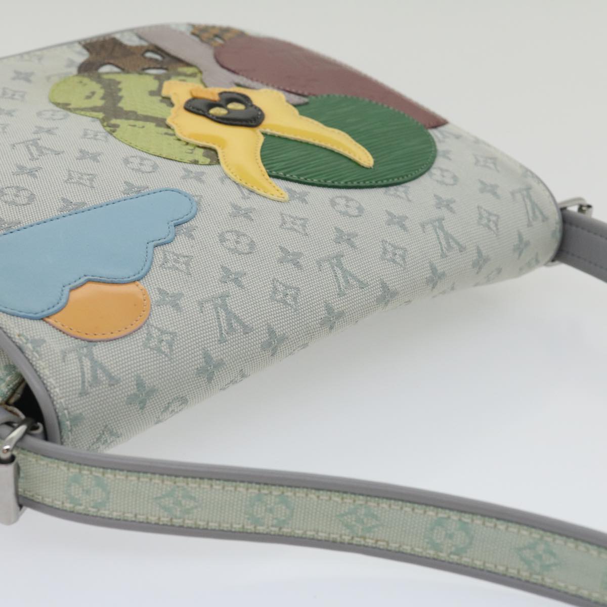Louis Vuitton Gray Canvas Musette shoulder bag