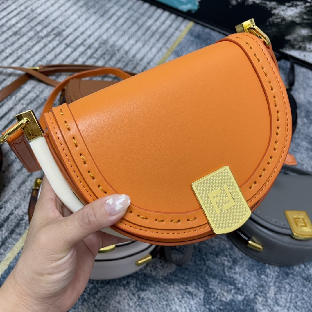 New Arrival Bags Fendi 160
