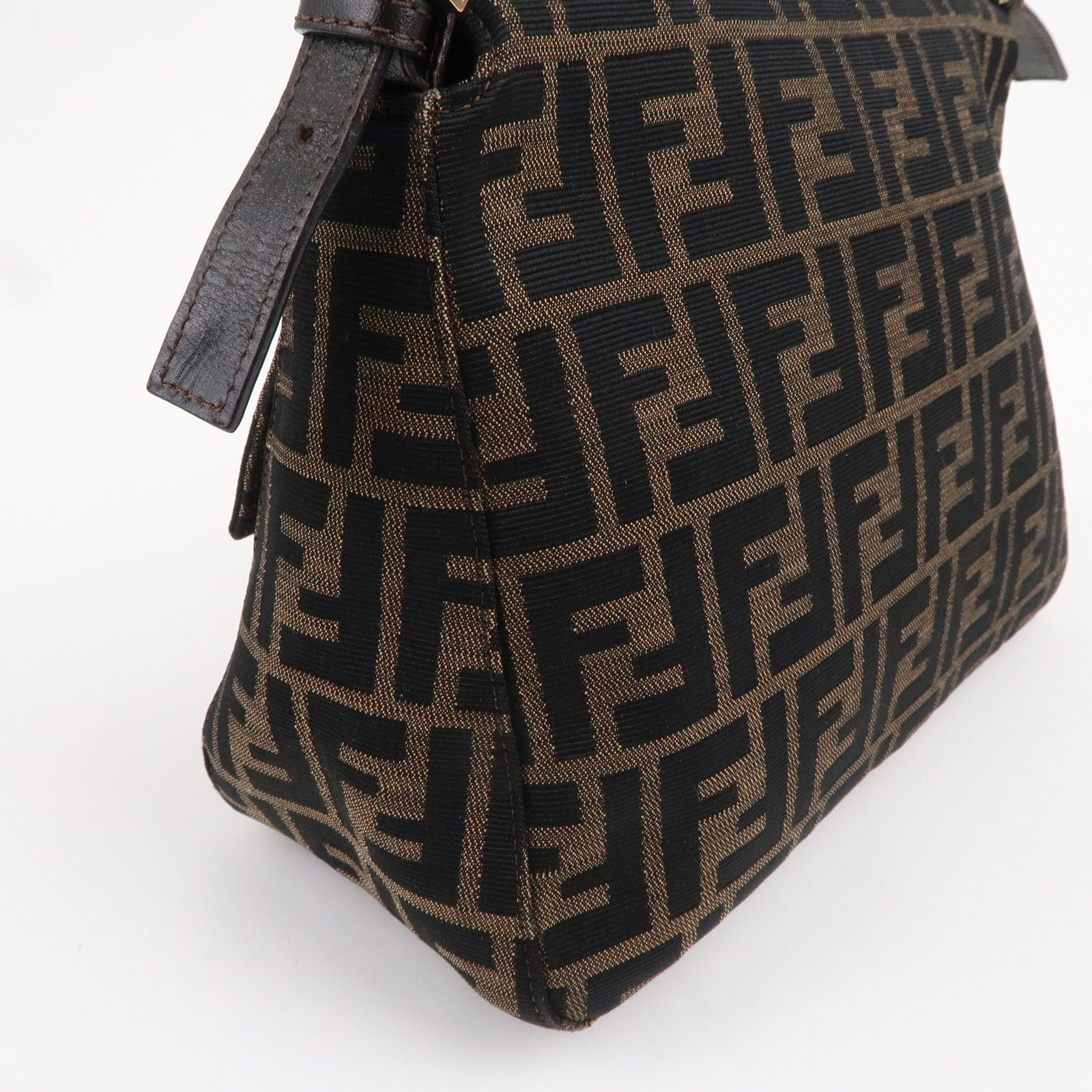 FENDI Mamma Baguette Zucca Canvas Leather Shoulder Bag 26325