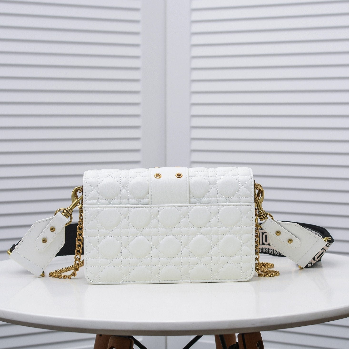 Designer Handbags dior 284