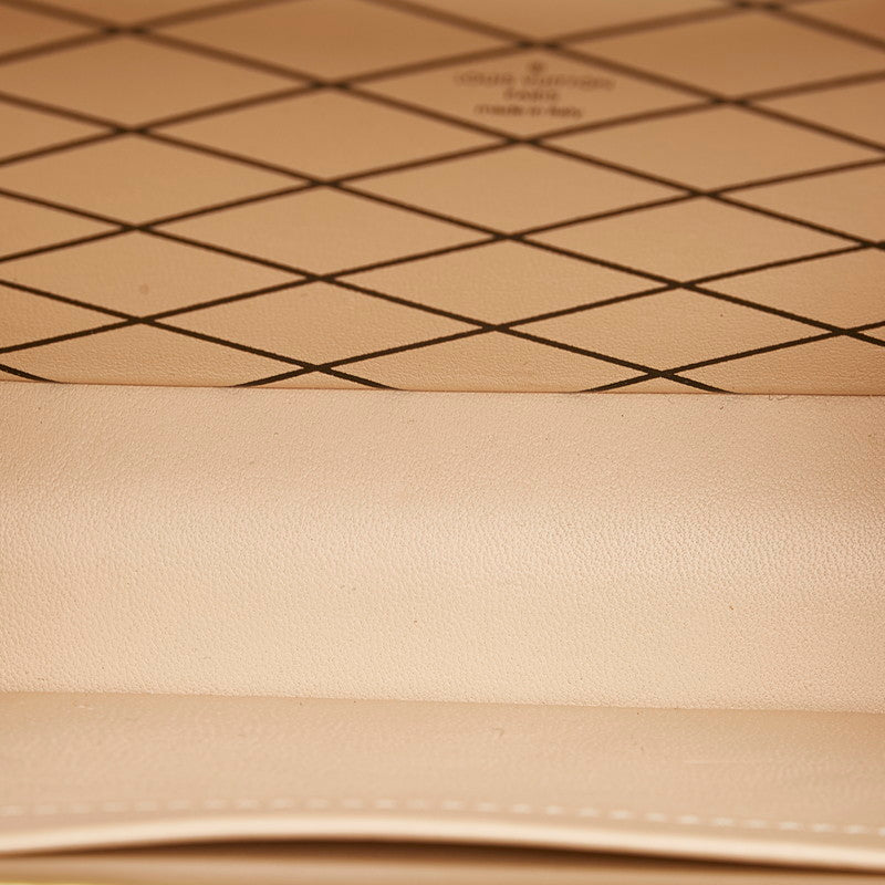 Louis Vuitton Louis Vuitton Epic M54652 Shoulder Bag Leather Gold Silver