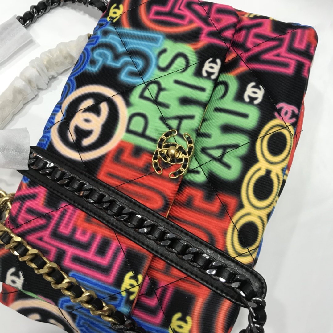Designer Handbags Chanel 195