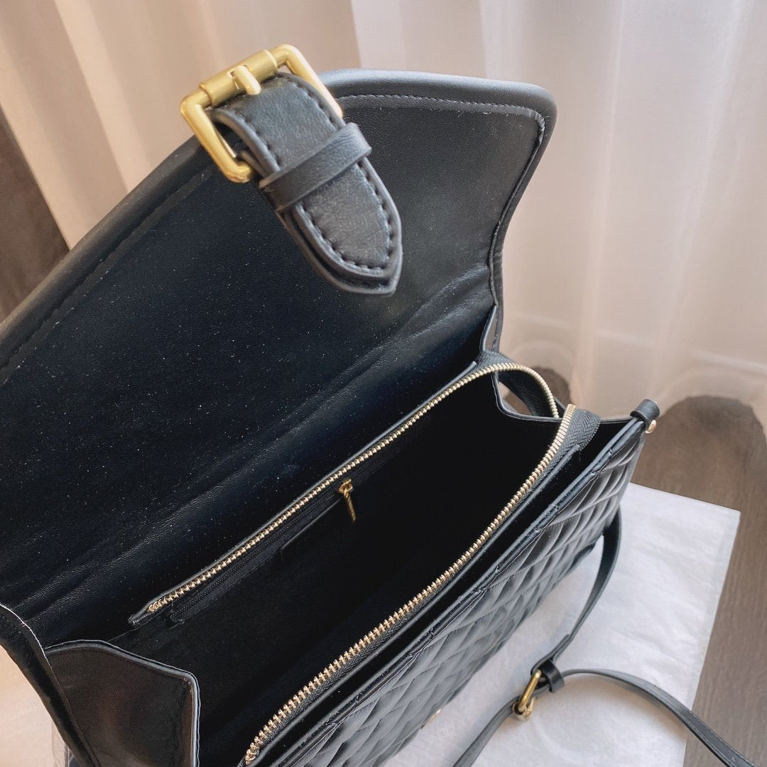 Designer Handbags Chanel 068