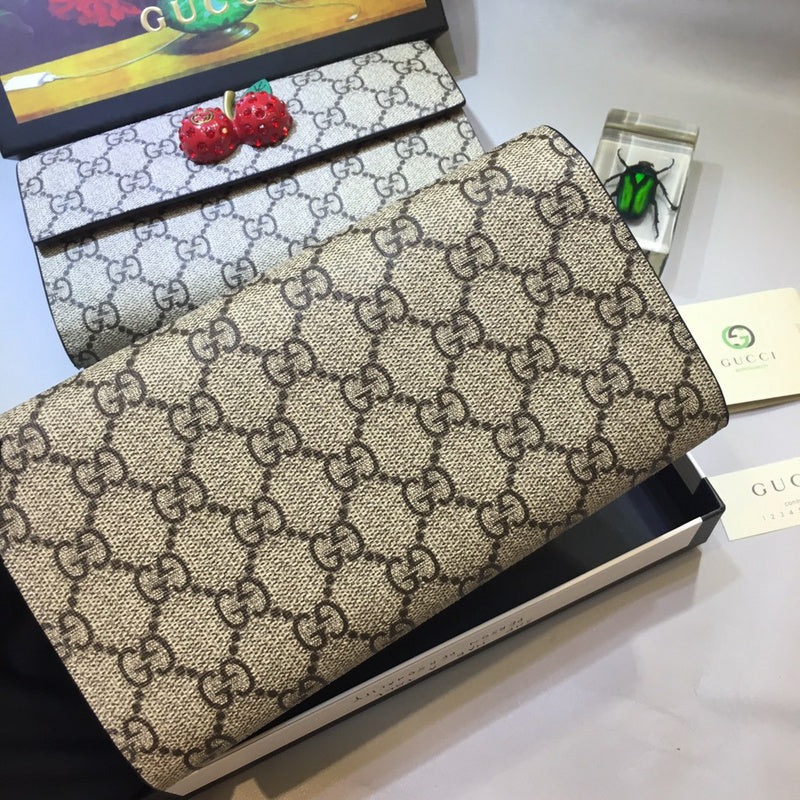 Gucci   Luxury Bags  1365