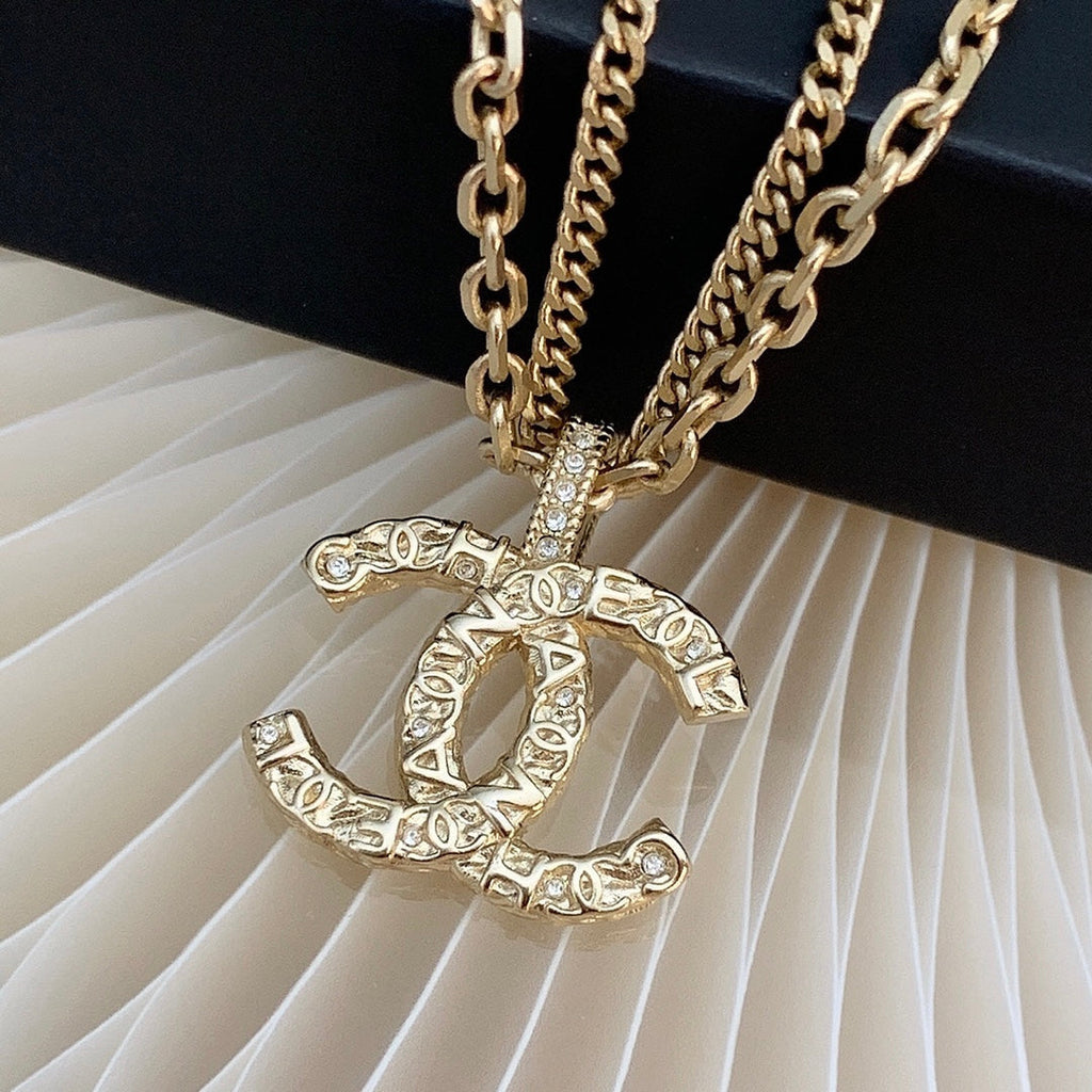 BG - Holiday Necklace chanel048