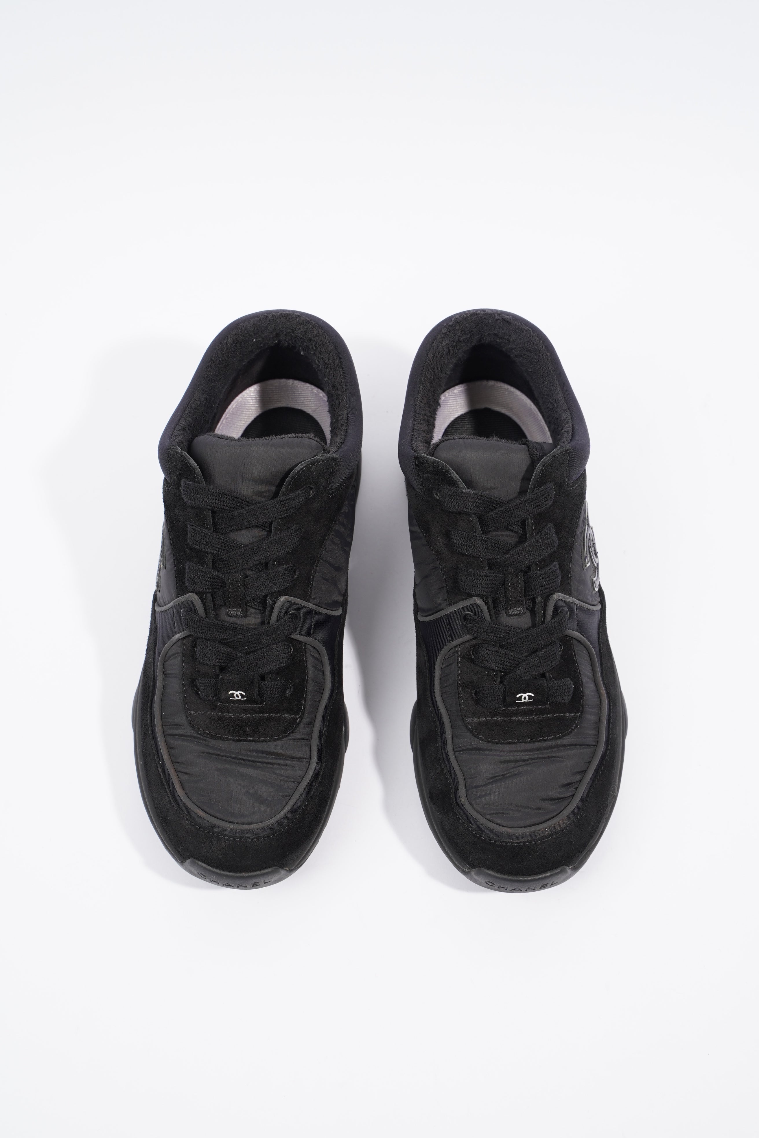 Chanel CC Runner Black Canvas EU 37 UK 4