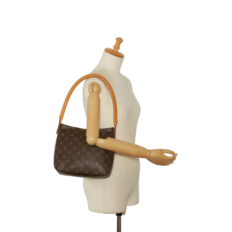 Louis Vuitton Monogram Looping MM Shoulder Bag M51146