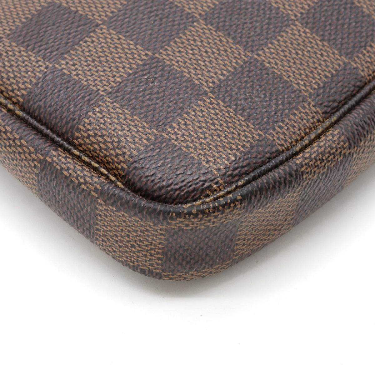 Louis Vuitton Mini Pochette N58009