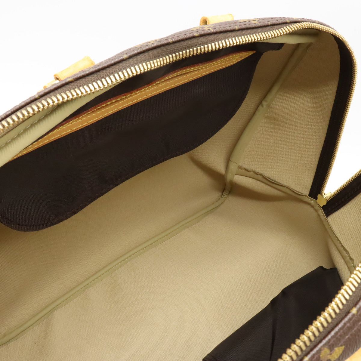 Louis Vuitton Evasion Boston Bag Travel Bag Monogram