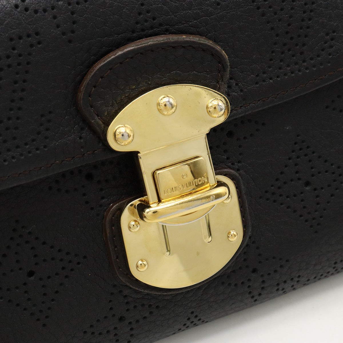 Louis Vuitton Monogram Mahina Portefeuille Amelia M95549