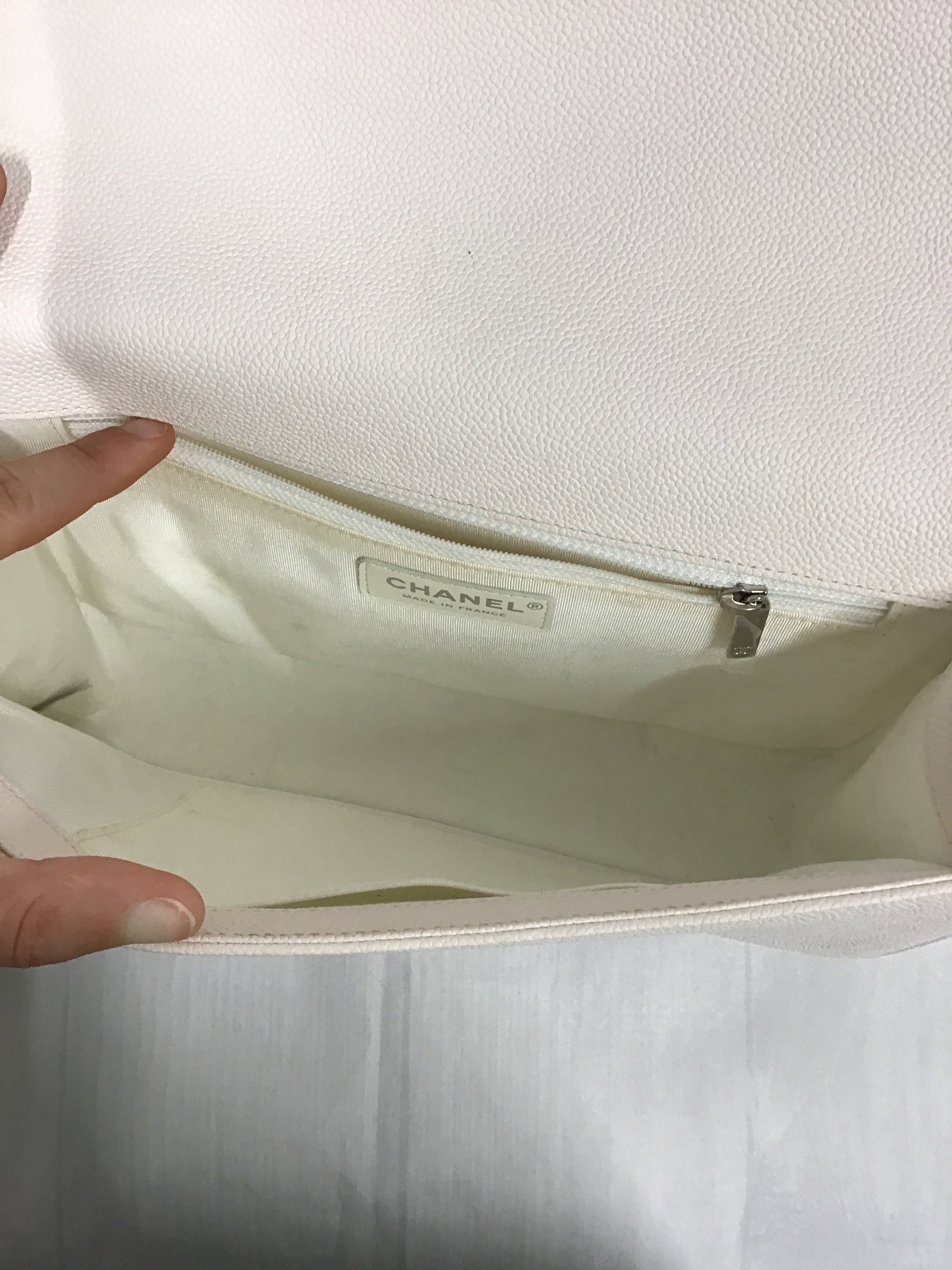 Handbag Luxury Designer By Chanel  Size: Medium