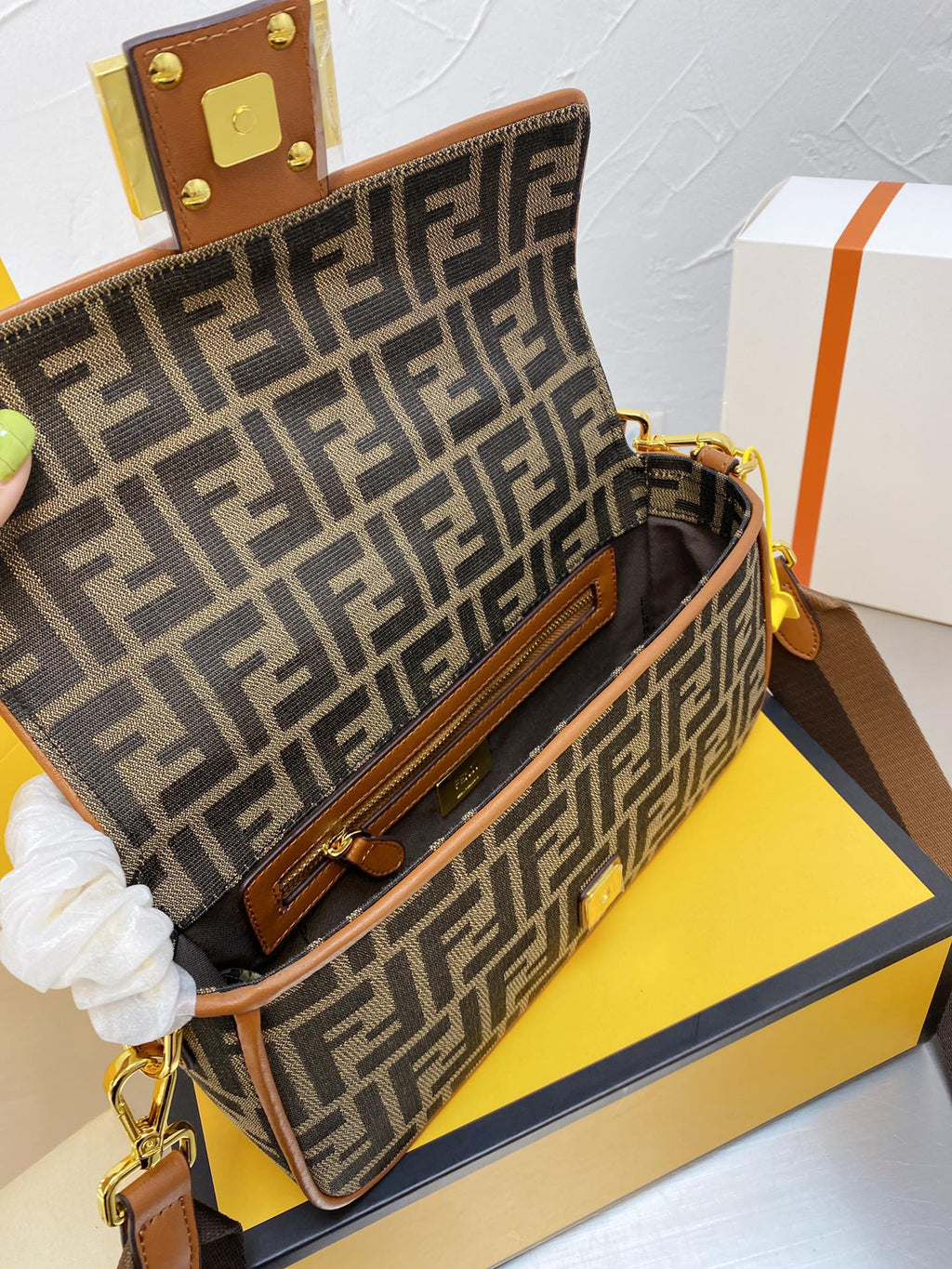 Luxury  Bags Fendi 136