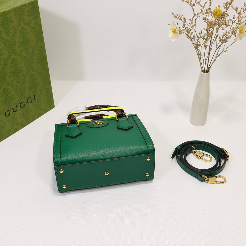 GGG - Bags District - 024