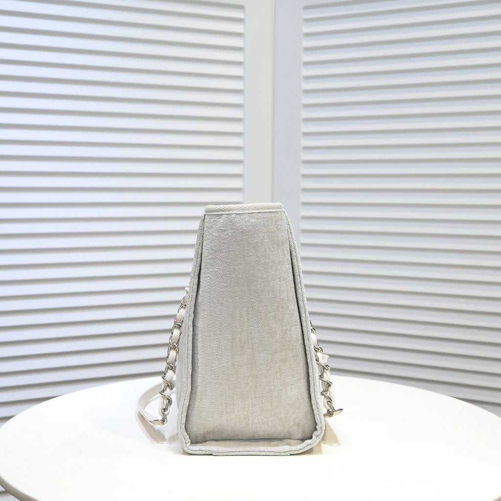 Designer Handbags Chanel 236