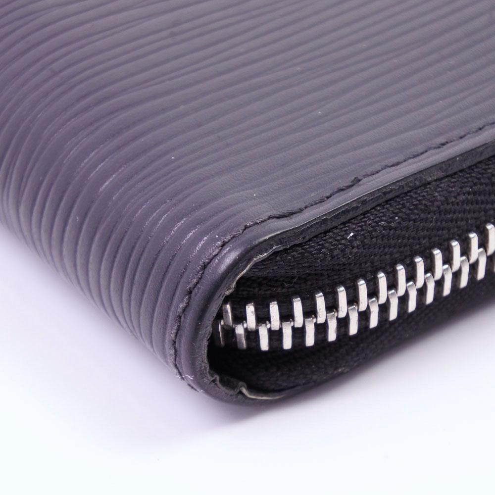 Louis Vuitton Black Leather Zippy Wallet Vertical wallet accessories