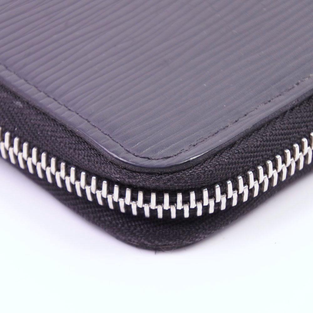 Louis Vuitton Black Leather Zippy Wallet Vertical wallet accessories