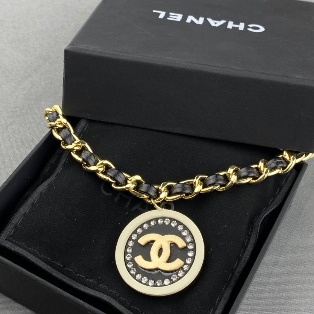 BG - Holiday Necklace chanel028
