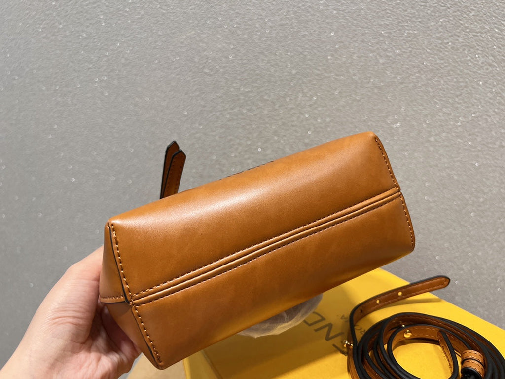 Luxury  Bags Fendi 275