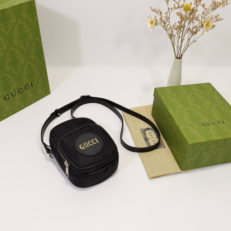 GGG - Bags District - 015