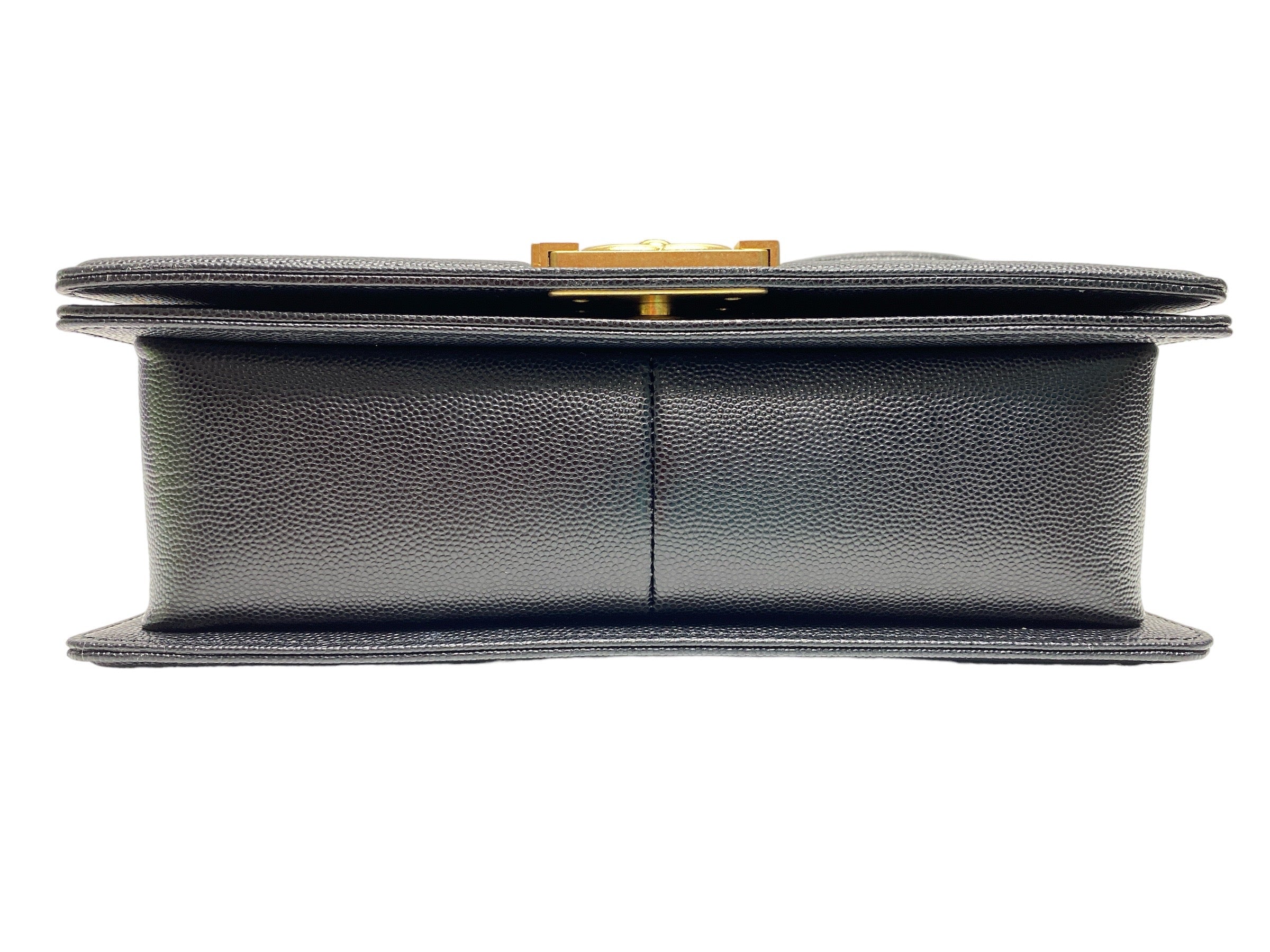 Handbag Luxury Designer By Chanel  Size: Medium