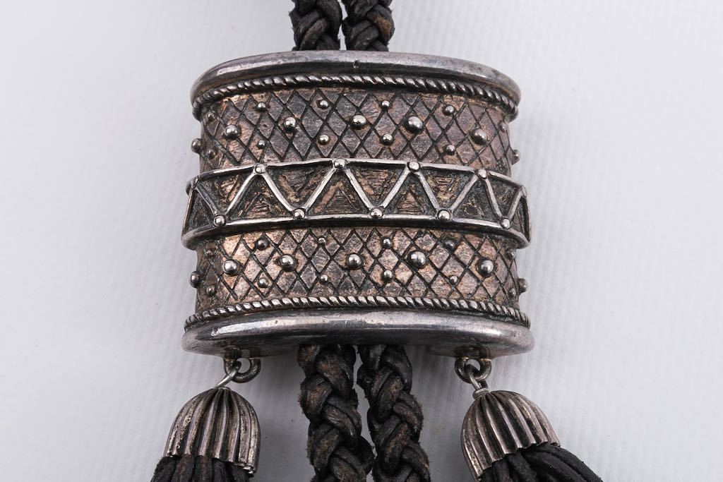 Collier en cuir Dior