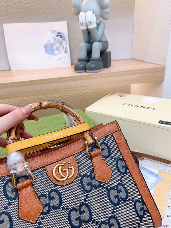 Luxury - Gucci Bags - 114