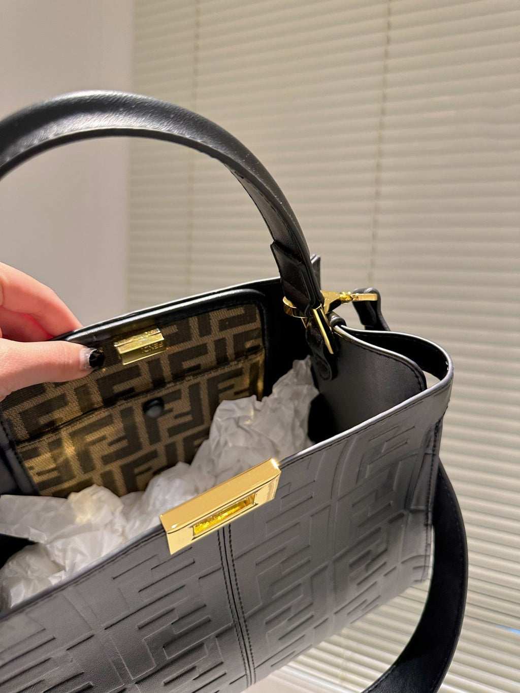Luxury Bags Fendi 284