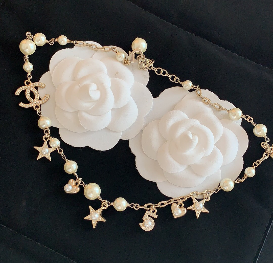 BG - Holiday Necklace chanel047