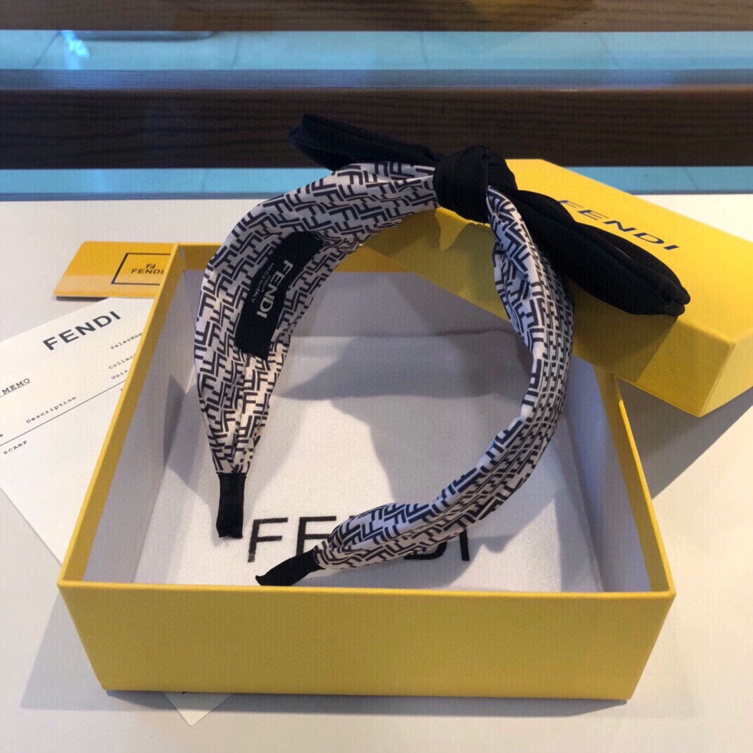 Luxury Hair Band Fendi 051