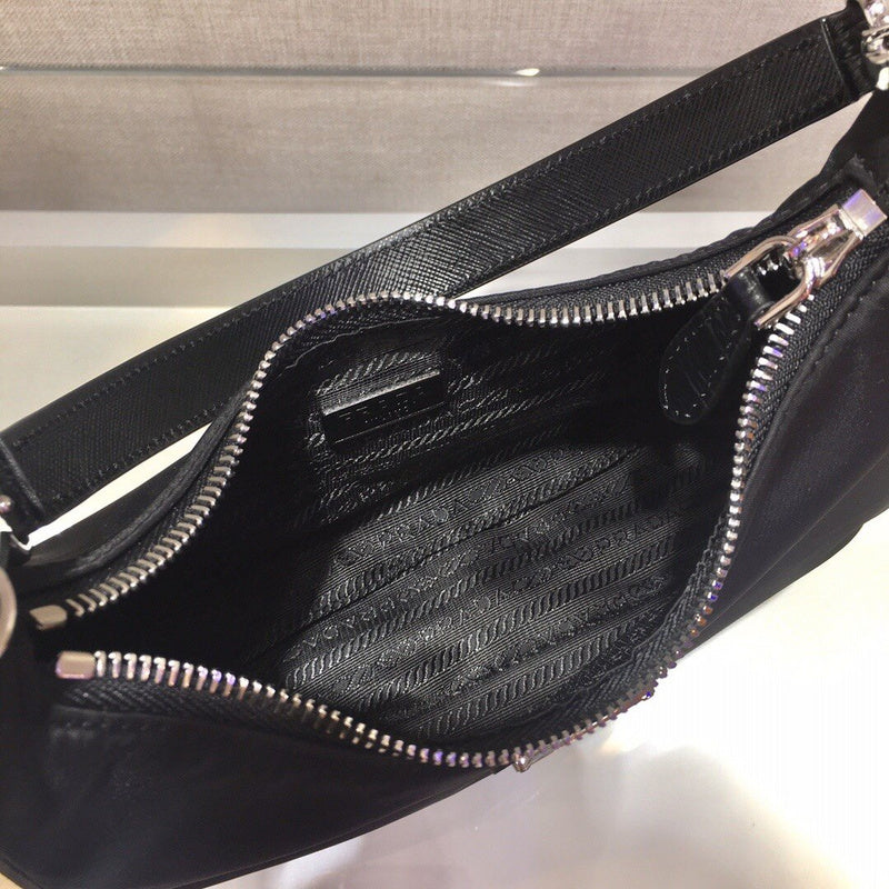 PDA - Bags District - 043