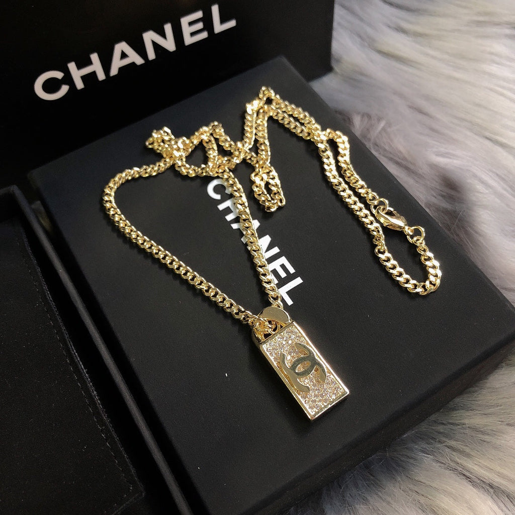 BG - Holiday Necklace chanel049