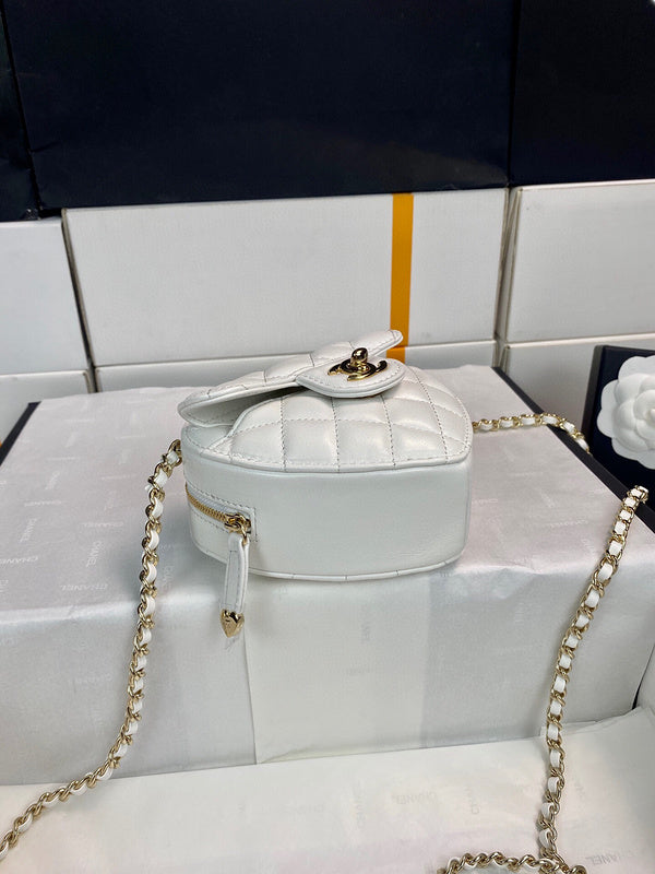 Chanel Bags - BG Bags - 2304