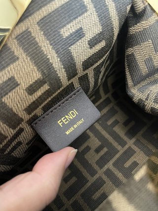 FDI - Bags District - 092