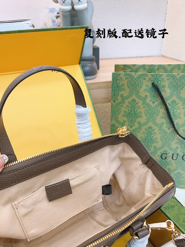 Luxury - Gucci Bags - 110
