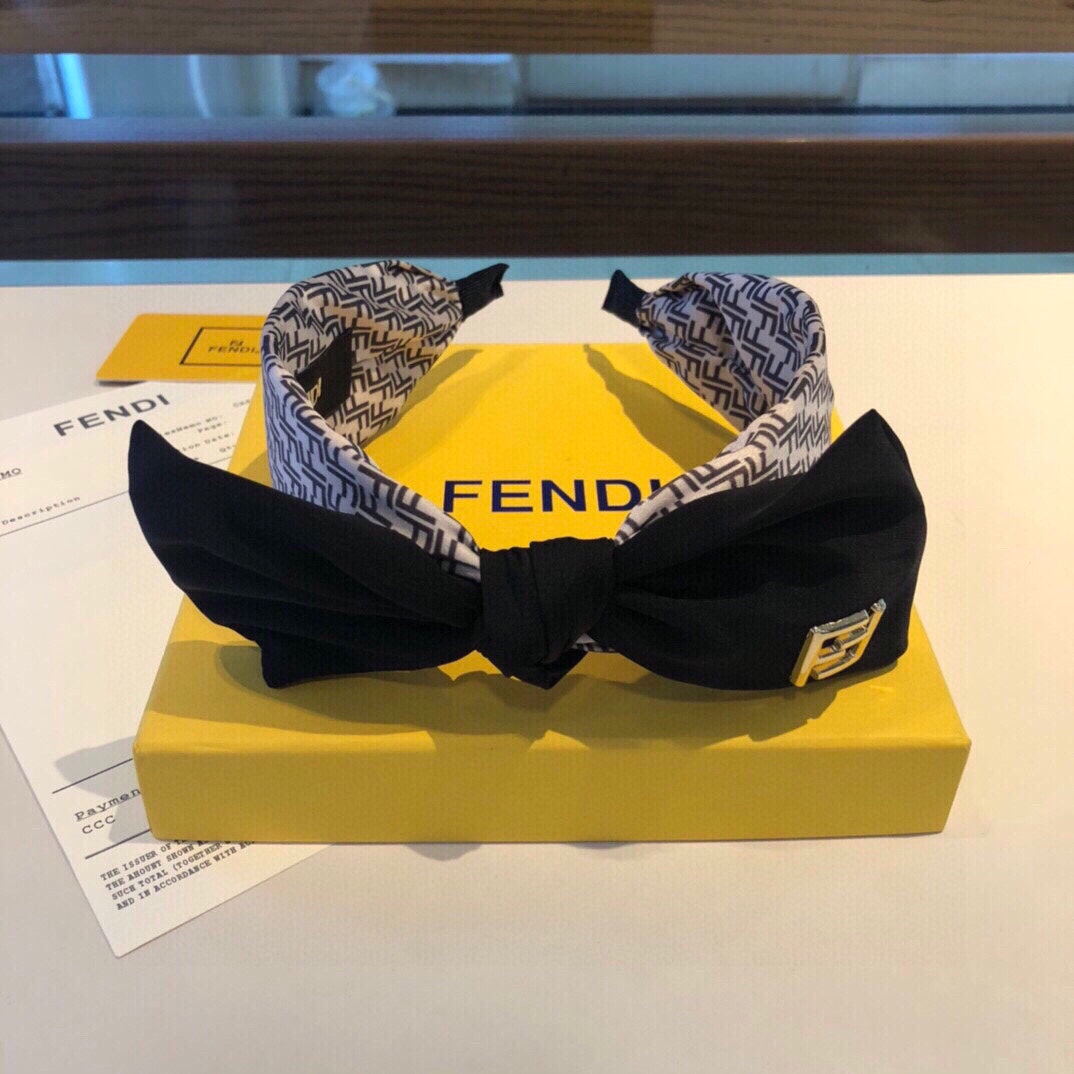 Luxury Hair Band Fendi 051