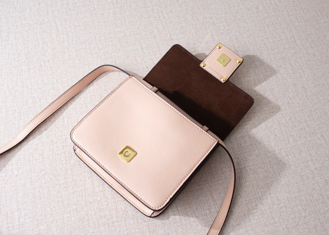 Designer Handbags Fendi 077