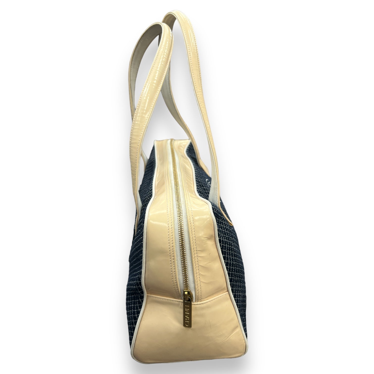 Handbag Luxury Designer By Chanel  Size: Medium